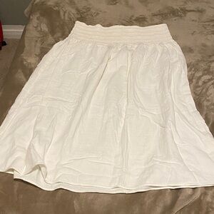 Old Navy Cream A-Line Skirt